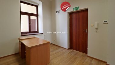 Lokal na wynajem Tarnów m. Tarnów, Centrum Rybna
