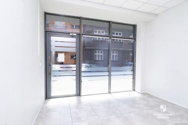 Lokal na wynajem KRAKÓW KRAKÓW-PODGÓRZE Nadwiślańska