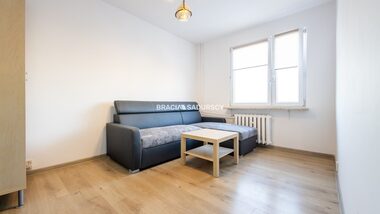 Mieszkanie na wynajem Kraków Czyżyny Dywizjonu 303