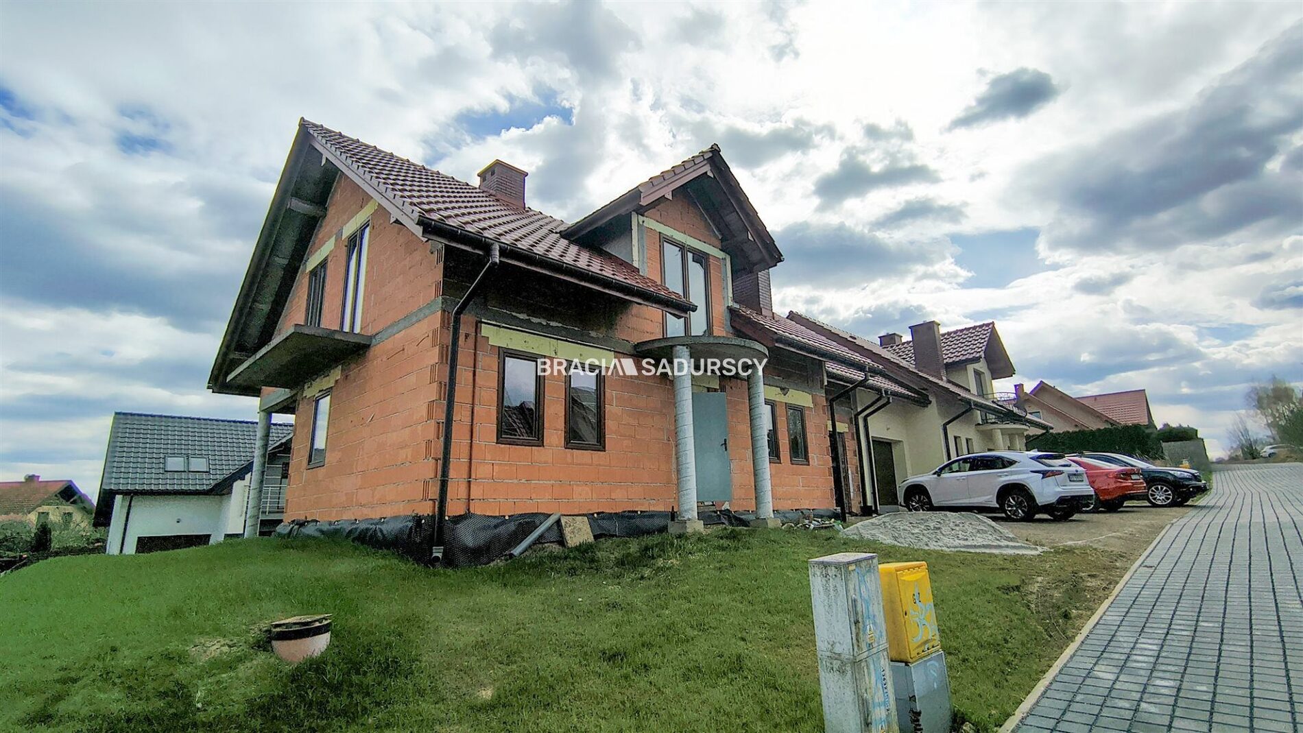 Dom na sprzedaż Zielonki Bibice Komora