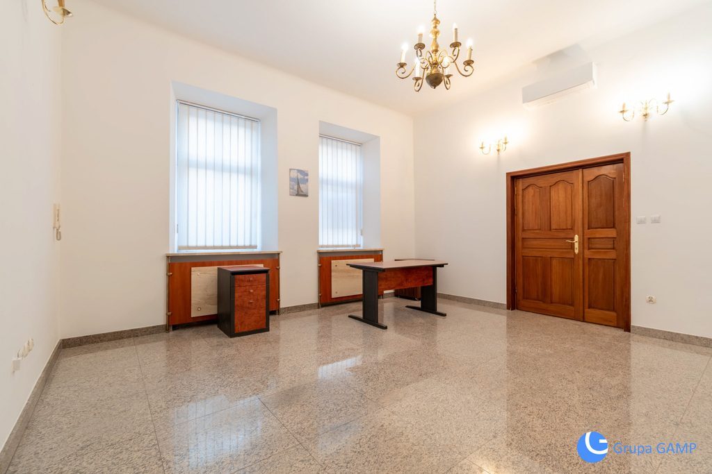 Lokal na wynajem KRAKÓW STARE MIASTO Topolowa