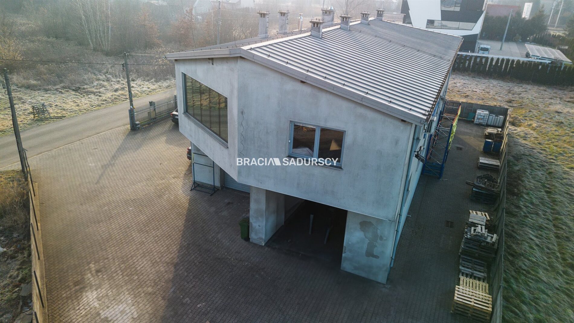Lokal na sprzedaż Skawina  Pisary