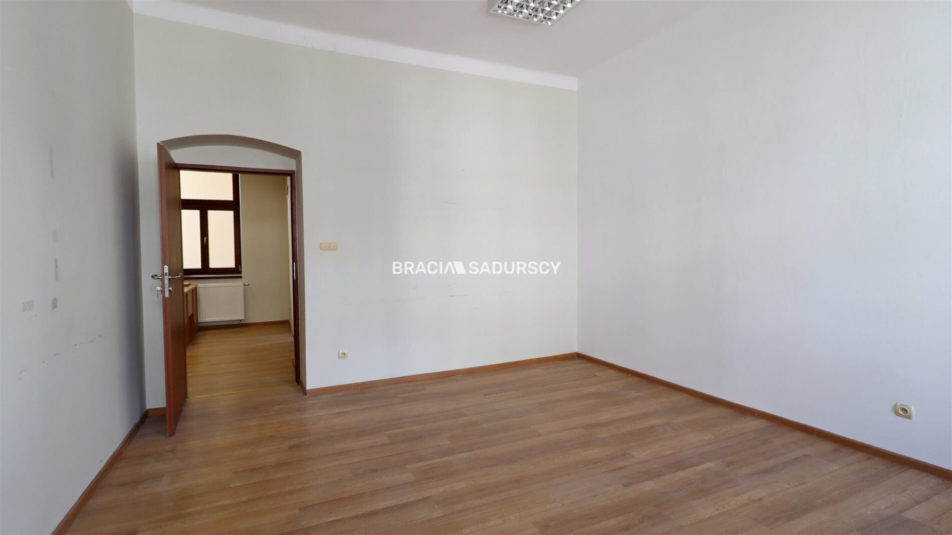 Lokal na wynajem Tarnów m. Tarnów, Centrum Rybna