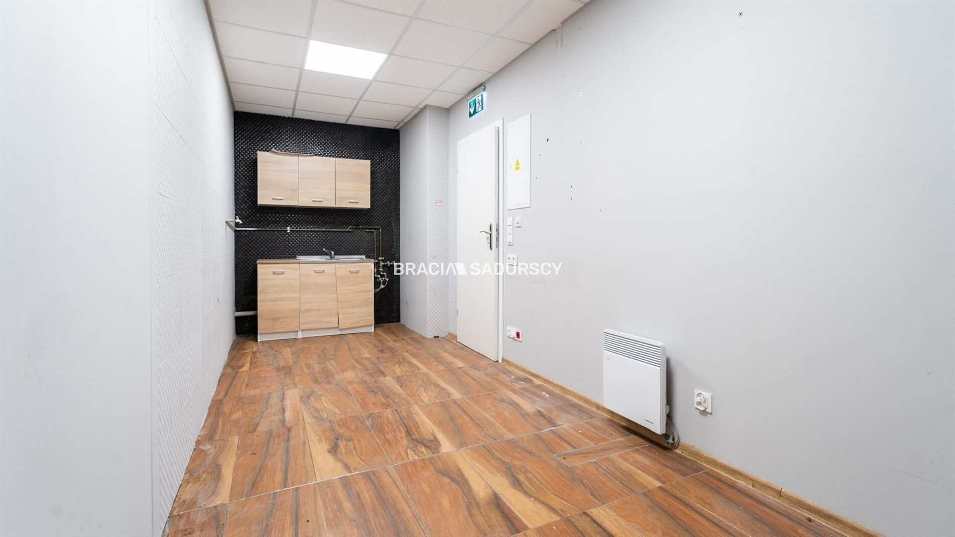 Lokal na sprzedaż Kraków Podgórze Duchackie, Kurdwanów Turniejowa