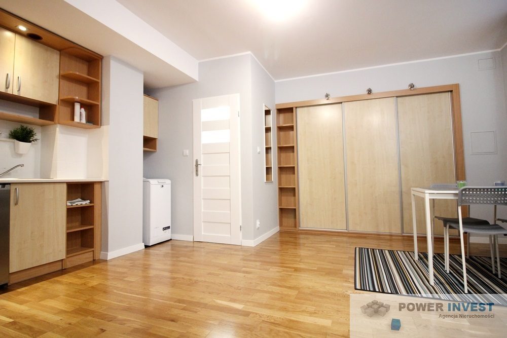 Lokal na sprzedaż KRAKÓW KRAKÓW-KROWODRZA Tadeusza Makowskiego