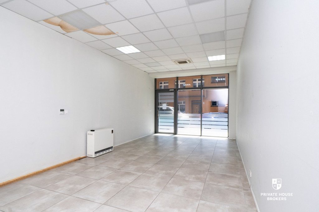 Lokal na wynajem KRAKÓW KRAKÓW-PODGÓRZE Nadwiślańska